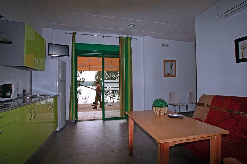 Apartamentos Villa Vacacional Castuera Buitenkant foto