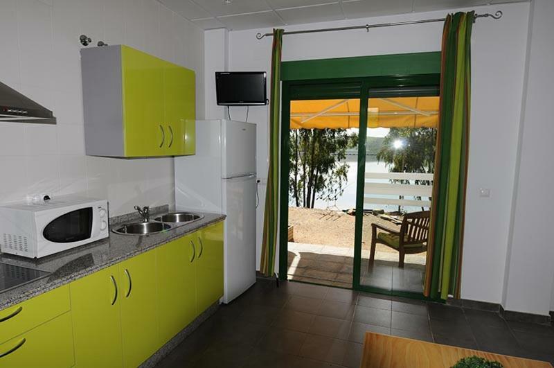 Apartamentos Villa Vacacional Castuera Buitenkant foto